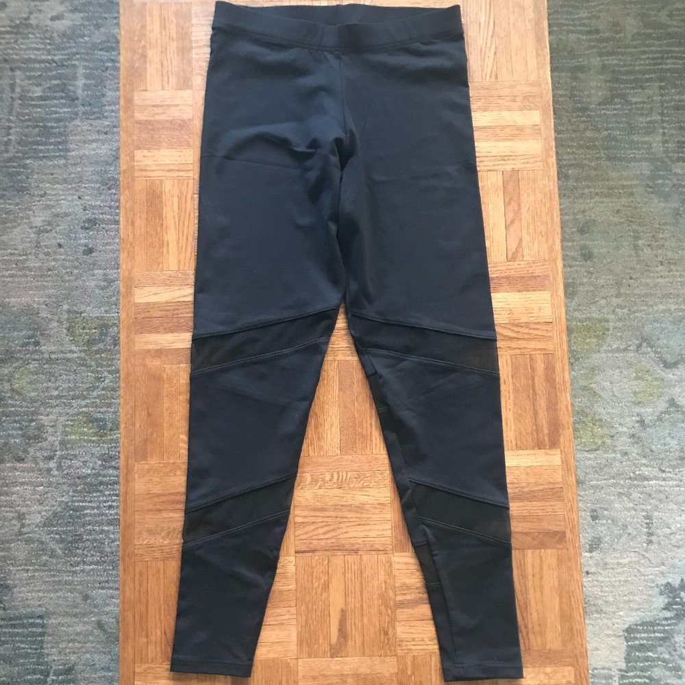Mesh Cut Out Hi Rise Leggings